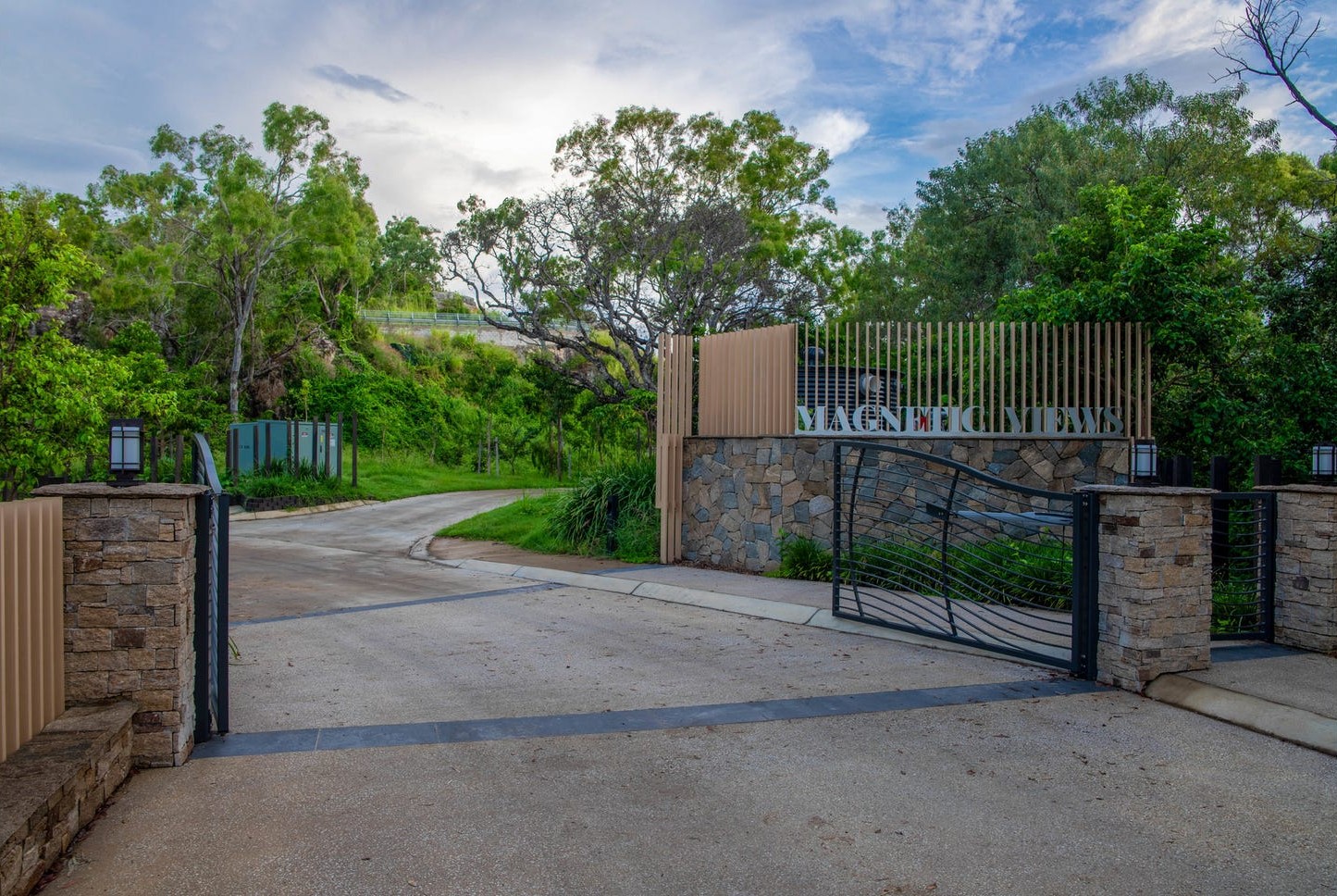 Magnetic Views Estate - Pallarenda Streetscape