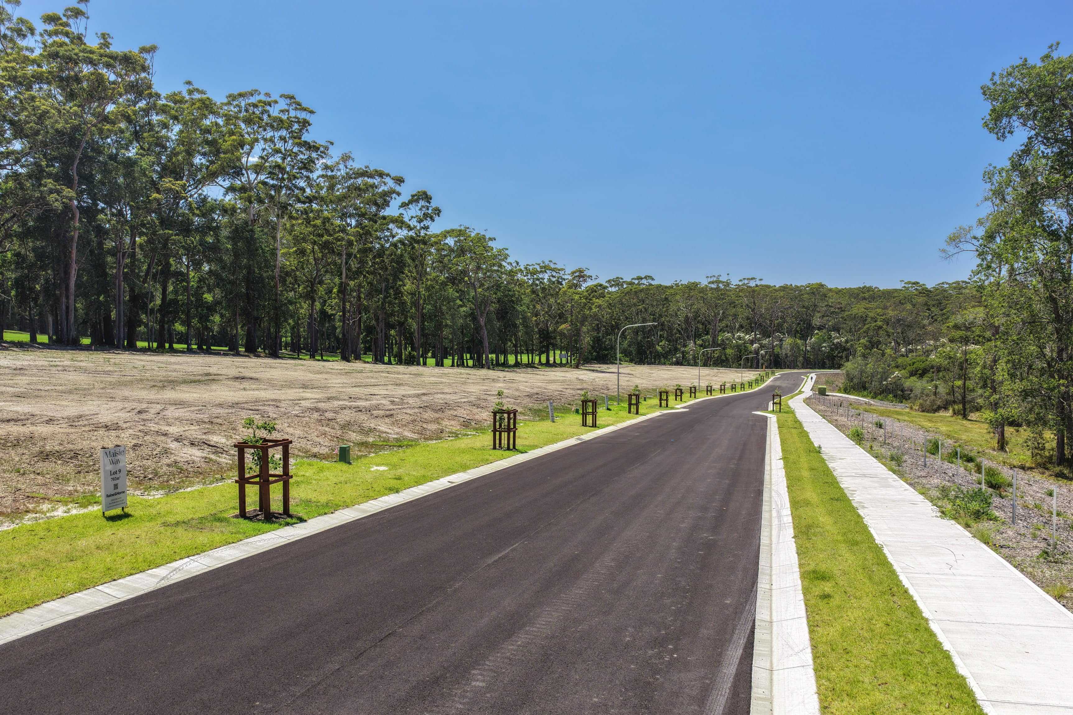 Maisie Way Estate - Mollymook Streetscape