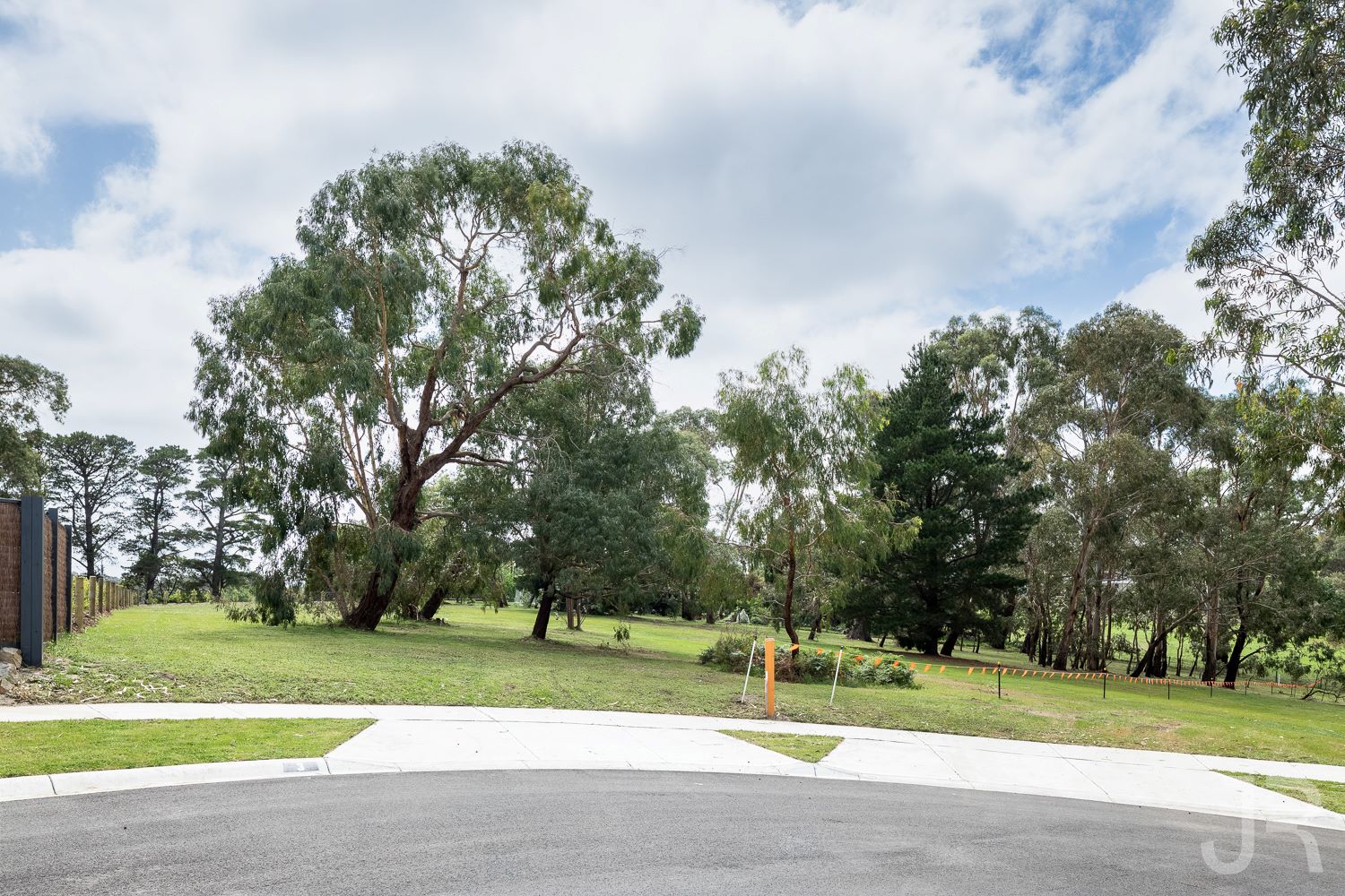 Mannahaven Close Estate - Endeavour Hills Streetscape