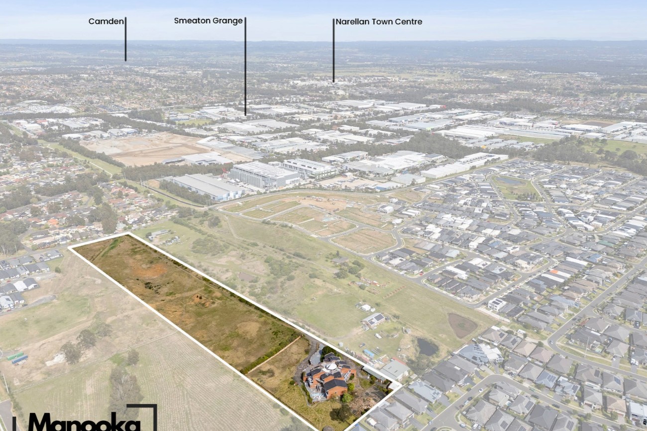 Manooka Village - Currans Hill Aerial