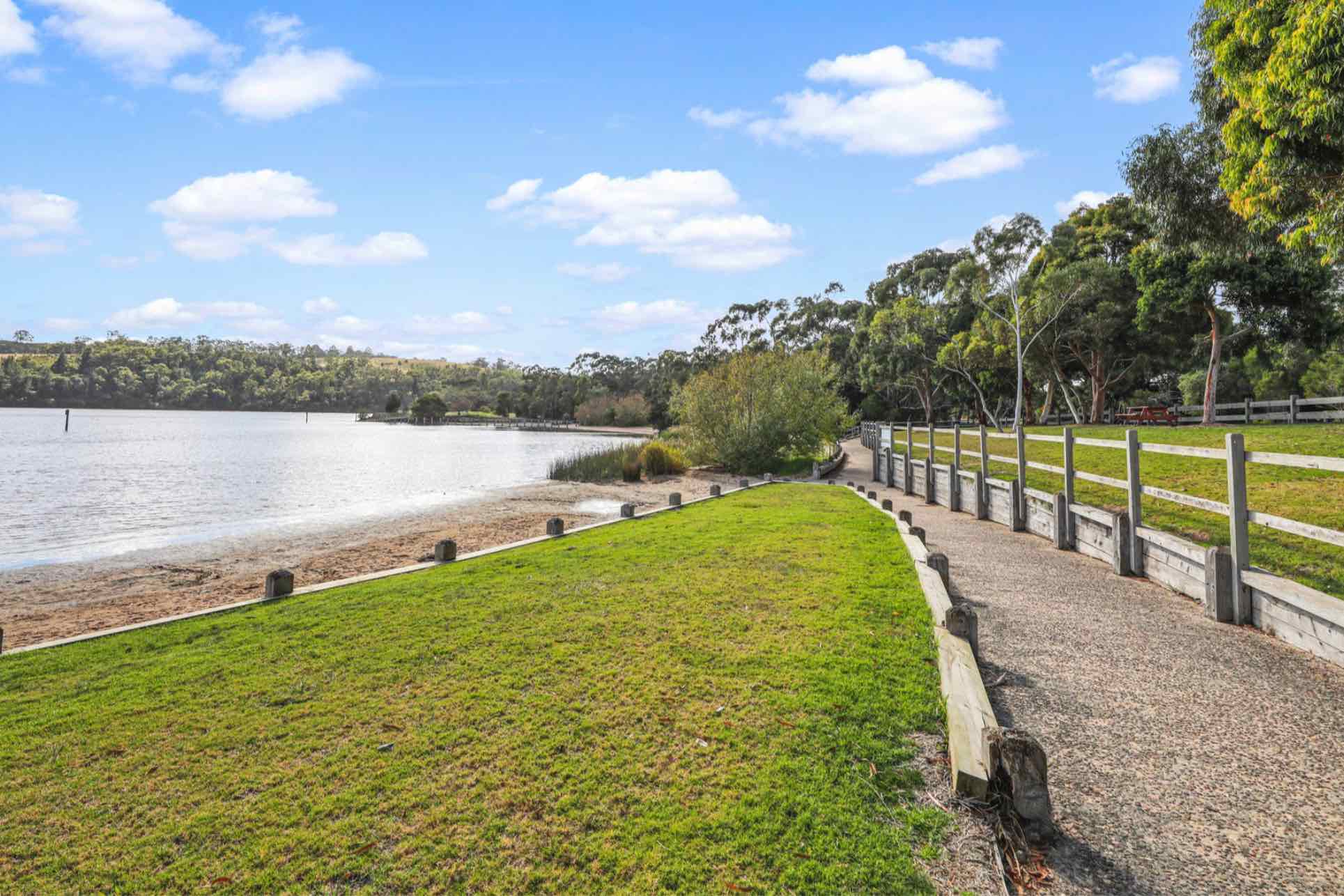Narracan Lakes Estate - Newborough Lifestyle