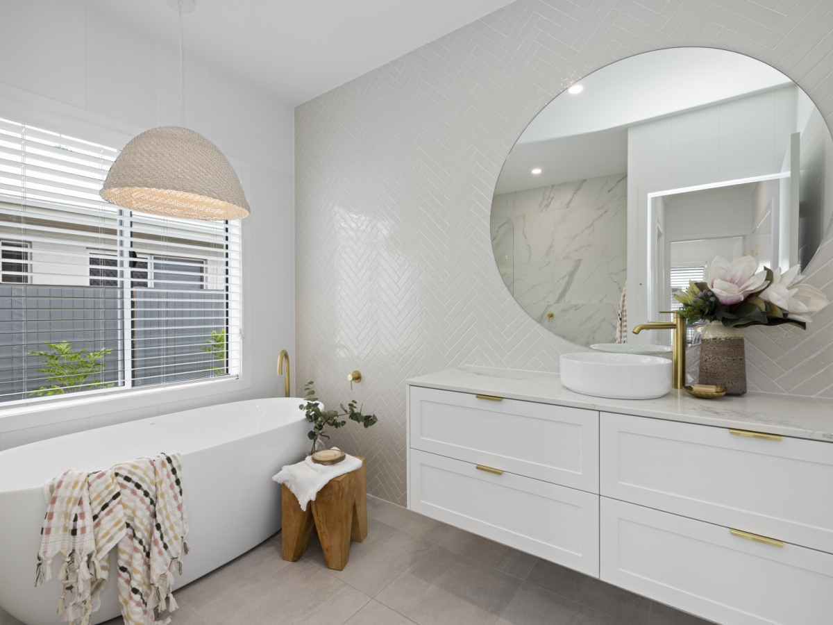 North Shore - Burdell Bathroom