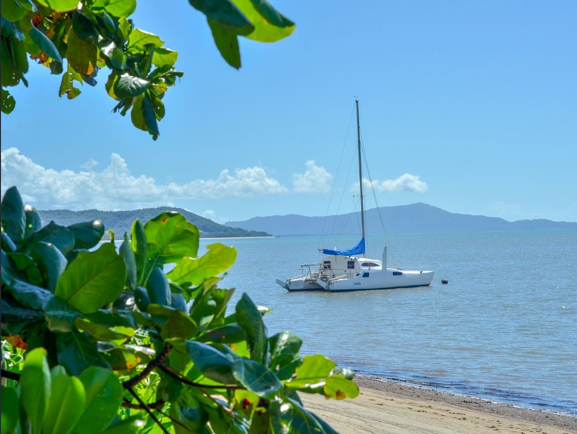 Ocean Breeze Port Douglas Estate - Cooya Beach