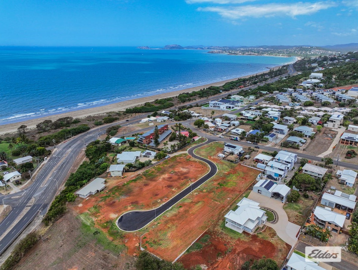 Ocean Breeze Estate - Meikleville Hill Aerial