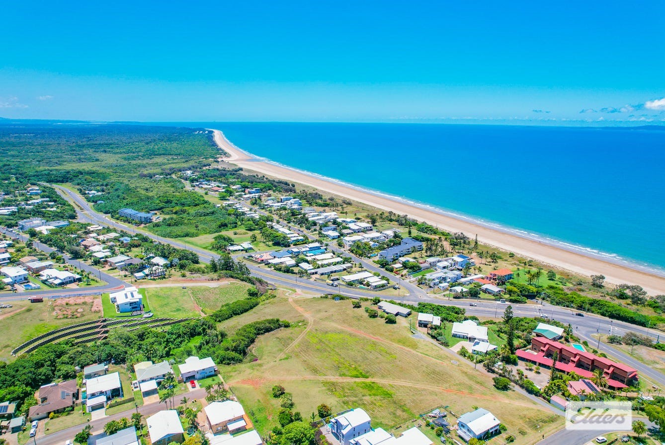 Ocean Breeze Estate - Meikleville Hill Aerial