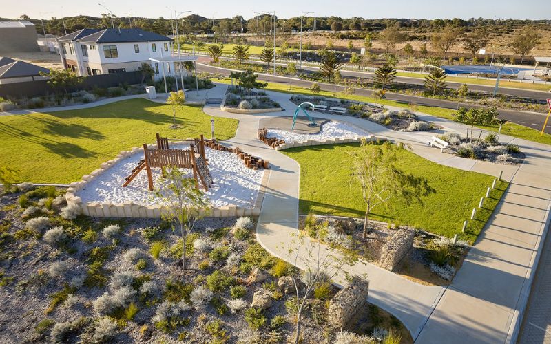 Ocean Hill Estate - Lakelands Park