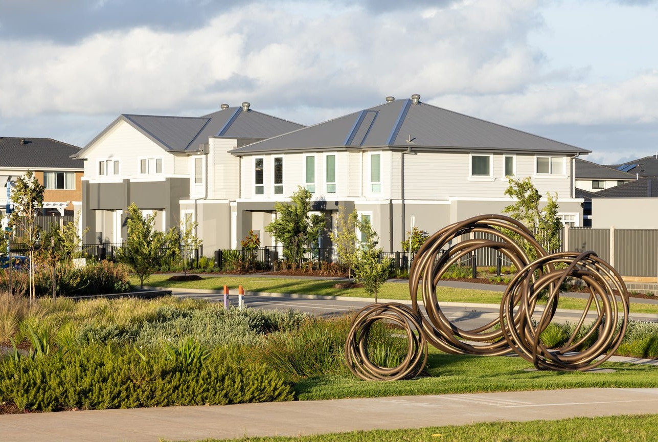 Orana Estate - Clyde North Streetscape
