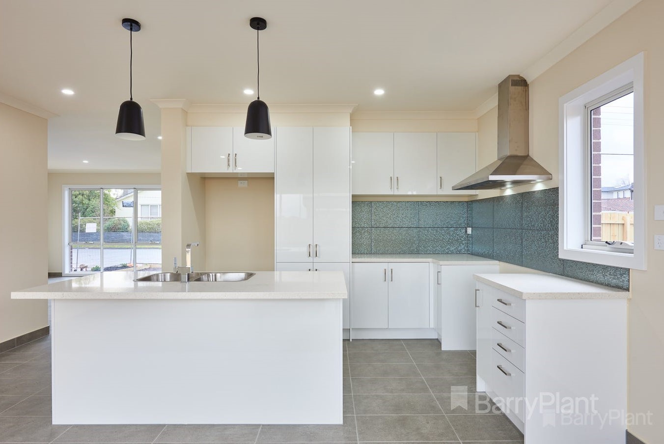 Park Grove Estate - Noble Park Kitchen