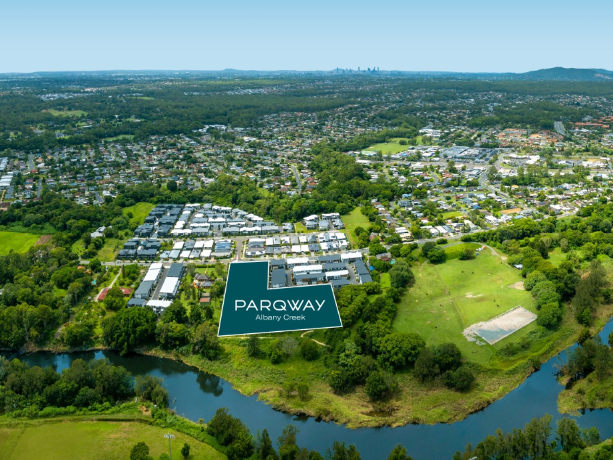 Parqway Townhomes - Albany Creek Aerial