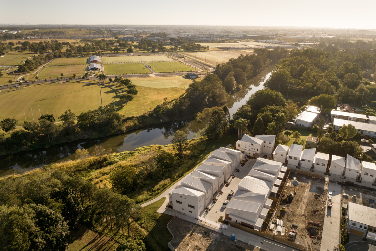 Parqway Townhomes - Albany Creek Aerial