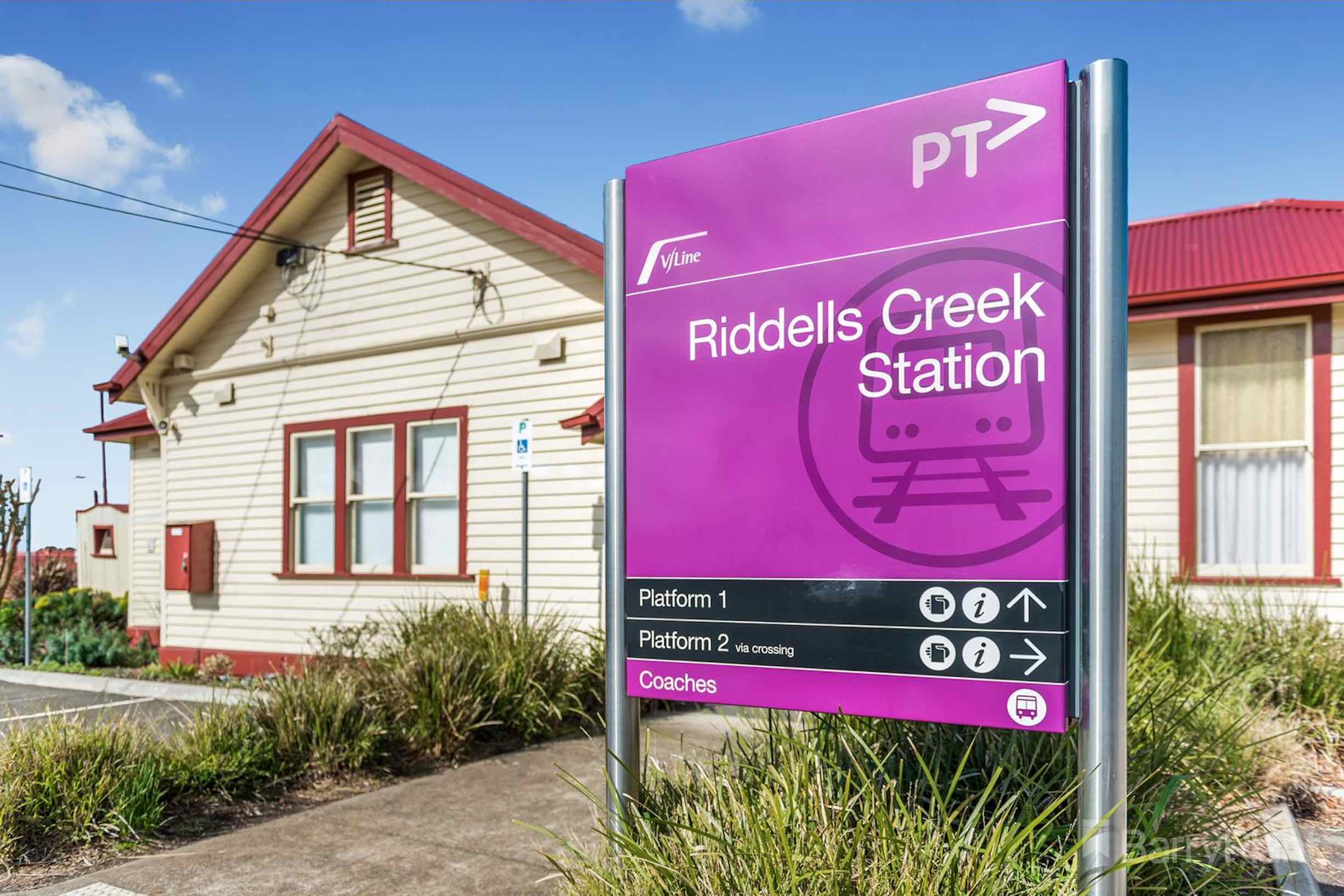 Rangeview Estate - Riddells Creek Train Station
