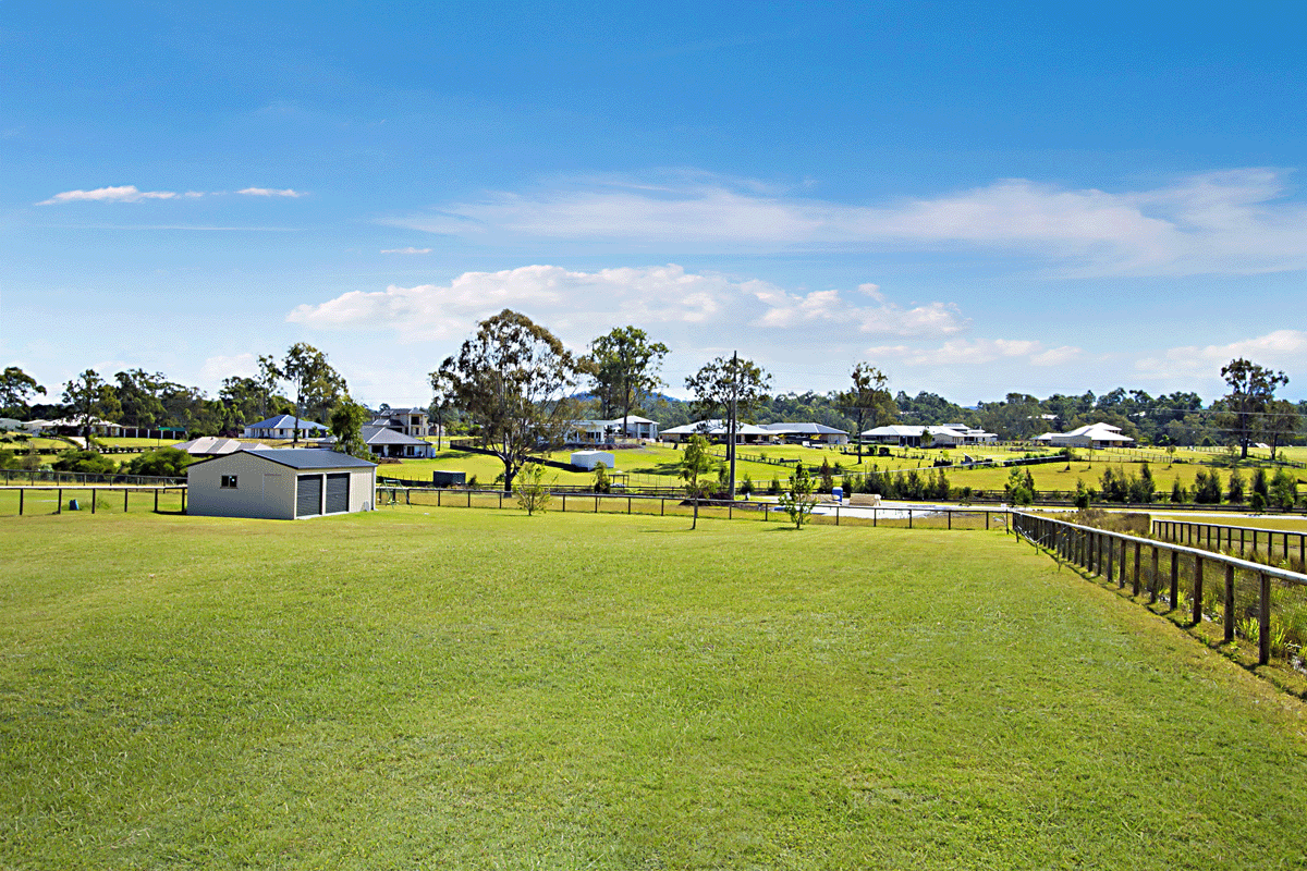 River Retreat Estate - Karalee