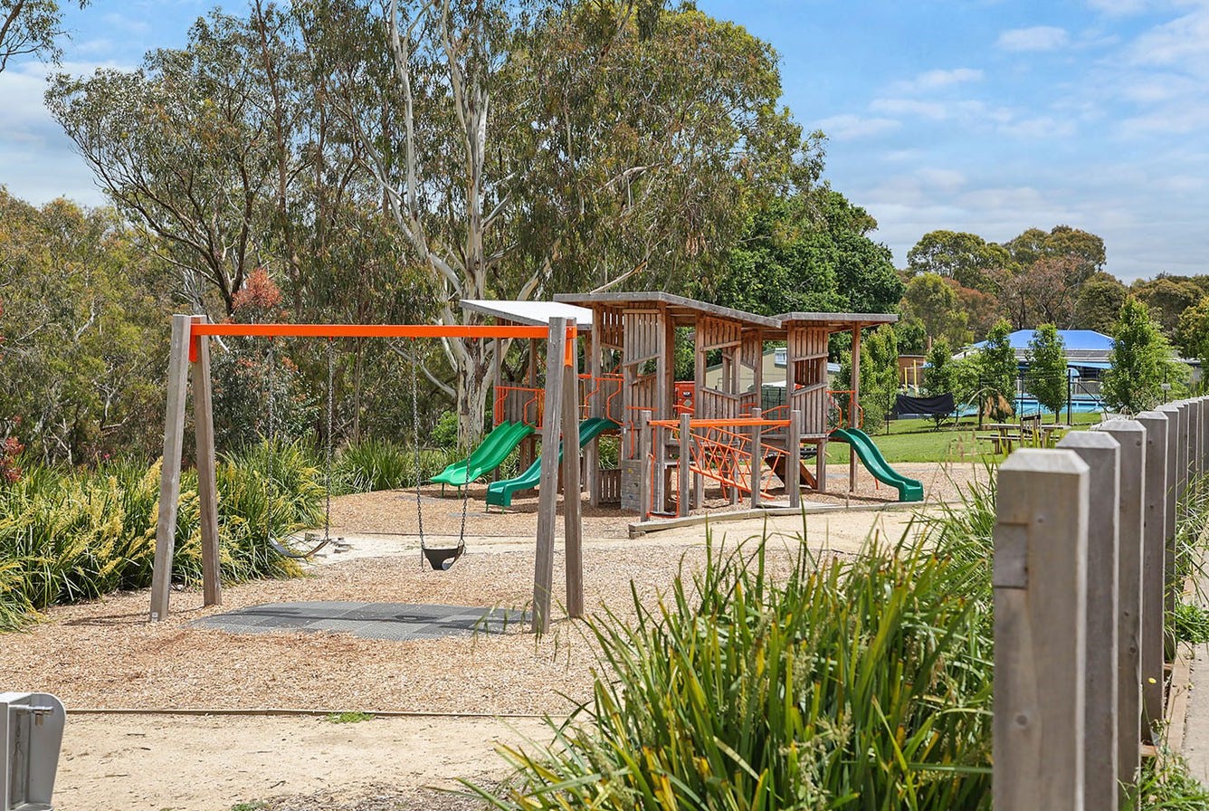 River View Estate - Winchelse Playground