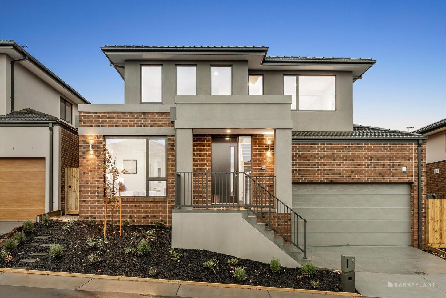 Serenity - Vermont South External