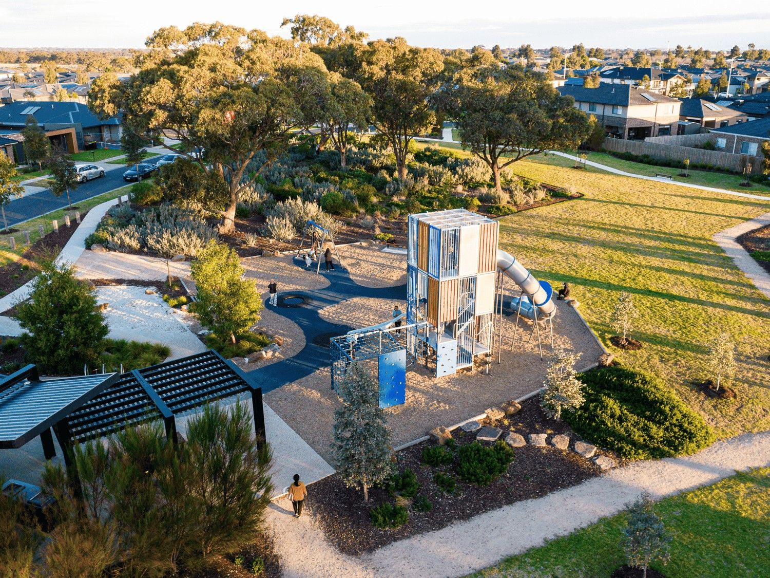 Seventh Bend Estate - Weir View Lifestyle
