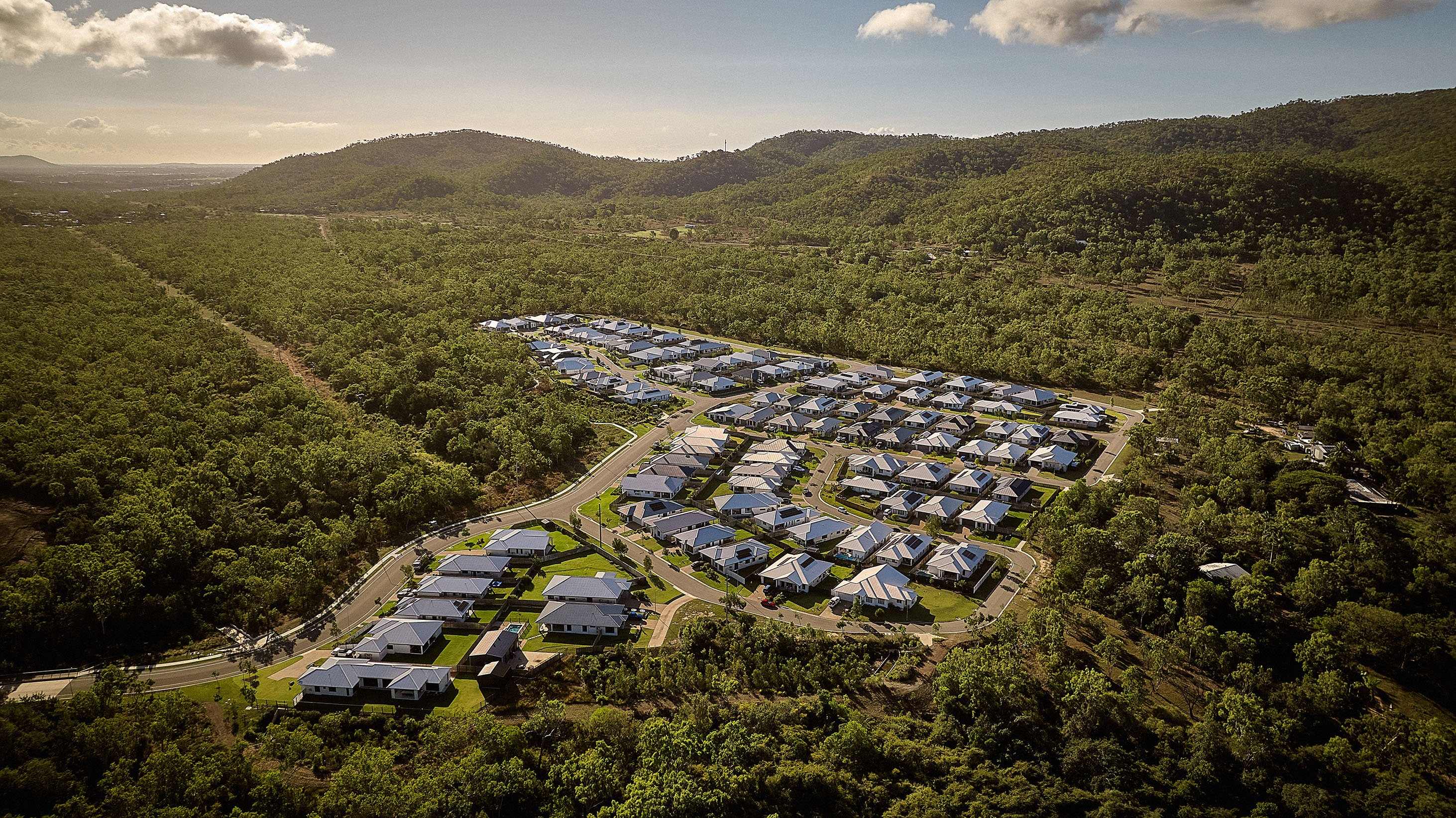 Stockland Elliot Springs - Julago Aerial
