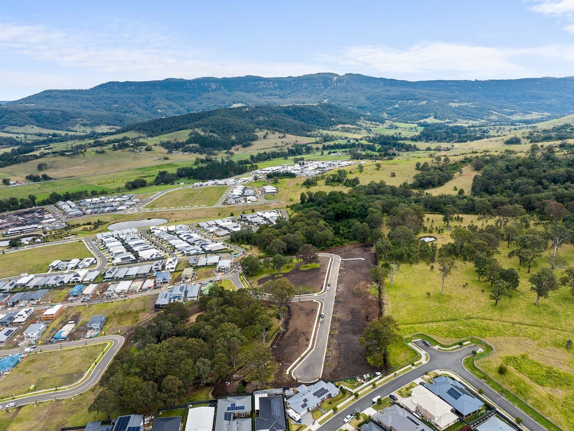 Sunrise Ridge Estate - Calderwood Aerial