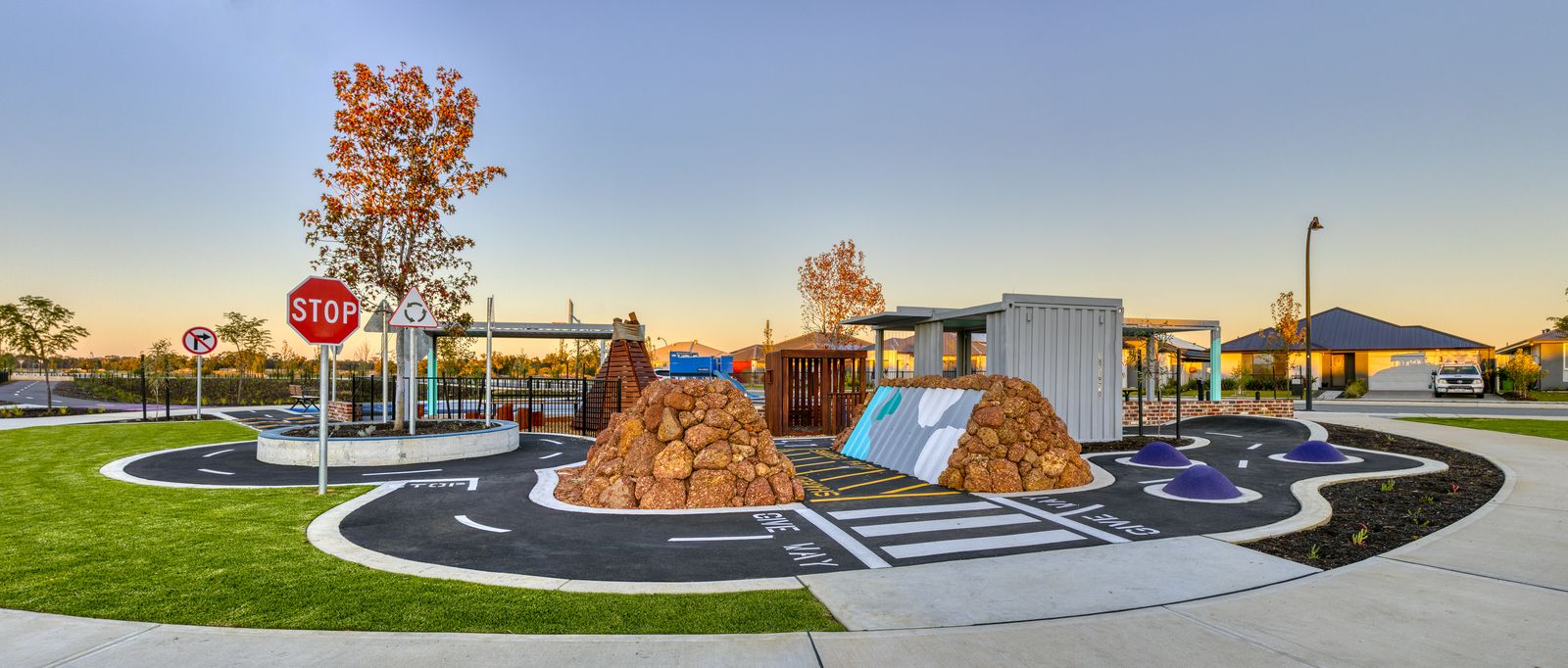 The Avenue Estate - Hilbert Streetscape