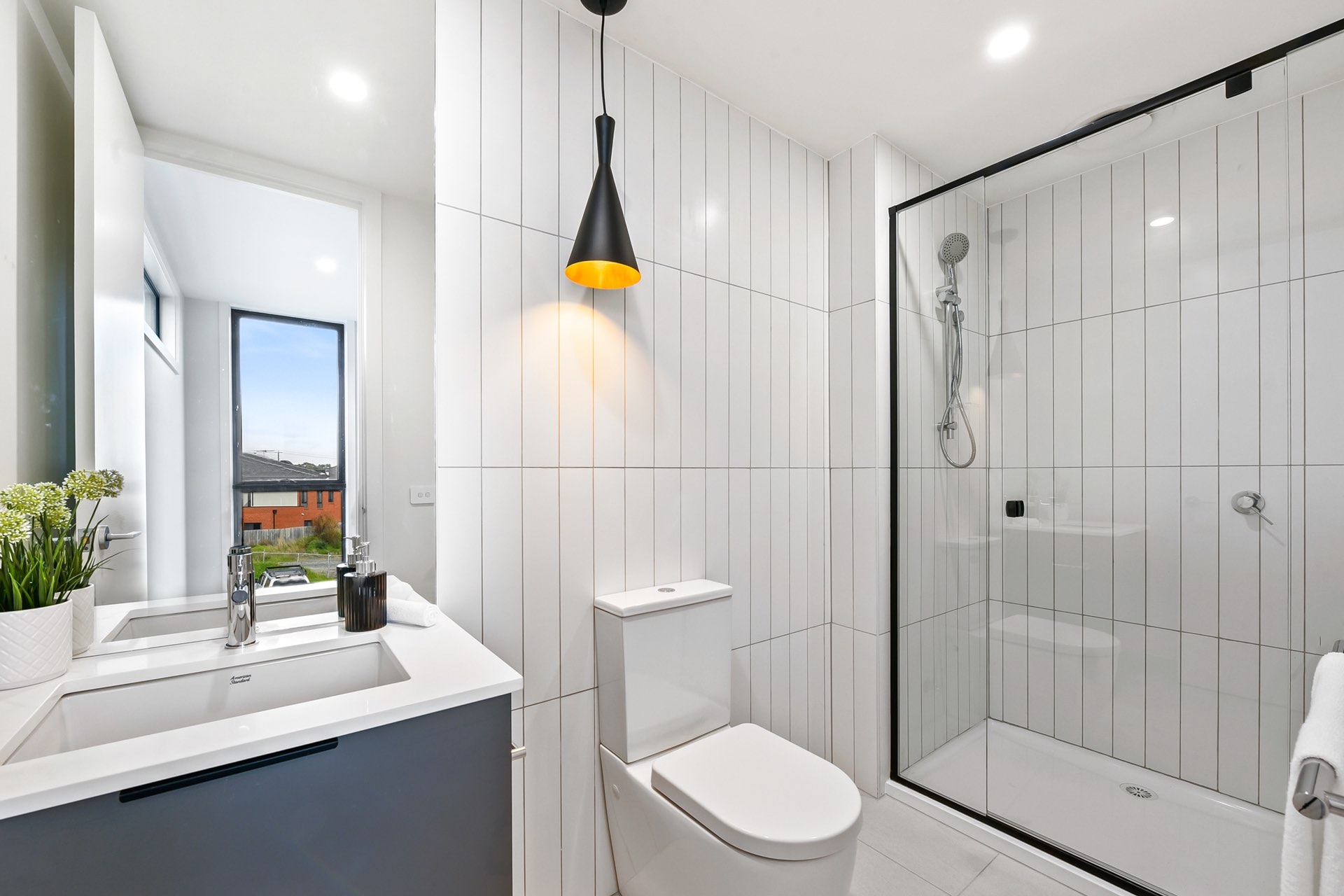 The Spring Avenue Estate - Springvale Bathroom