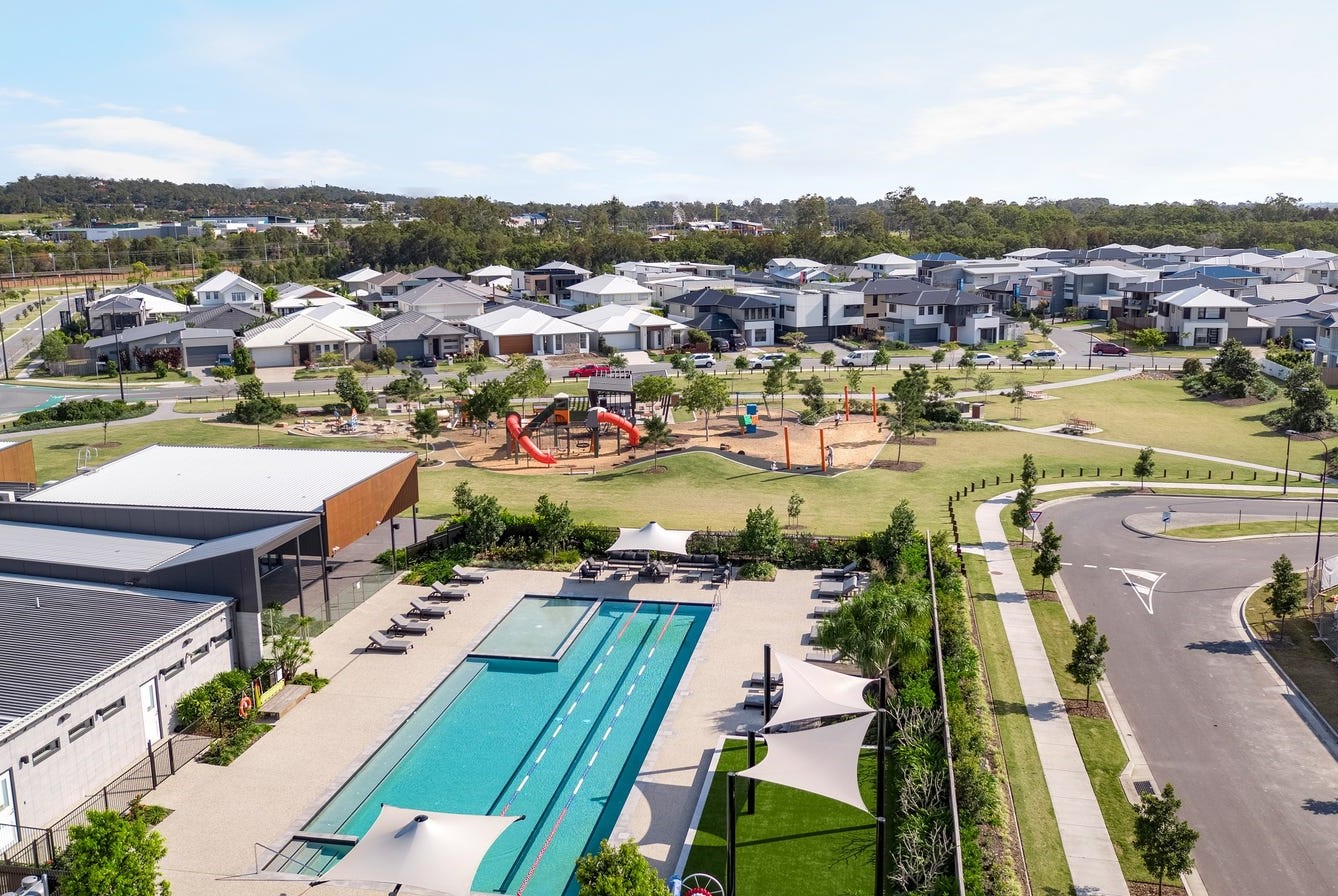 The Surrounds Estate - Helensvale Amenities