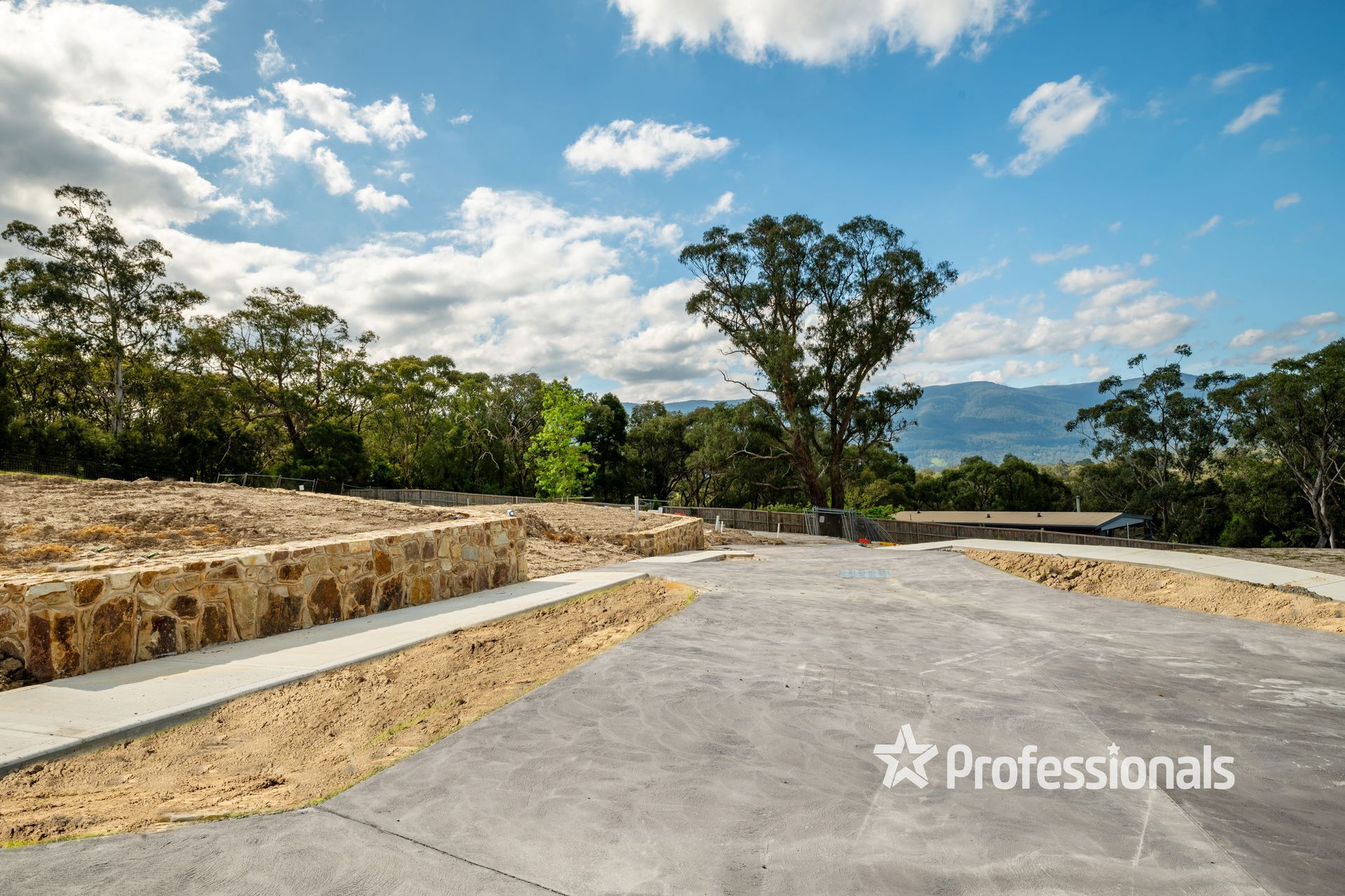 Timberbelle Estate - Yarra Junction Streetscape