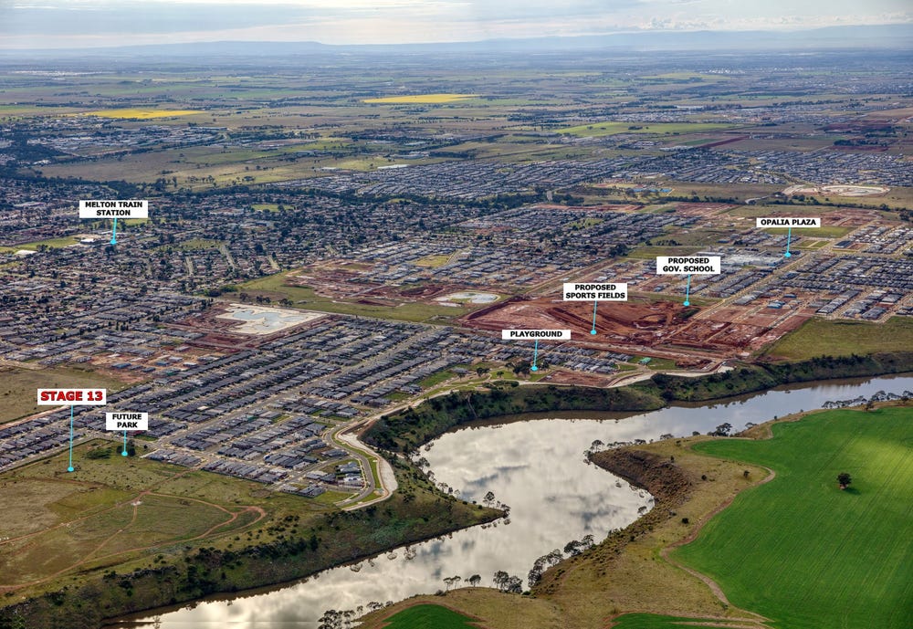 Toolern Waters Estate - Weir Views Aerial