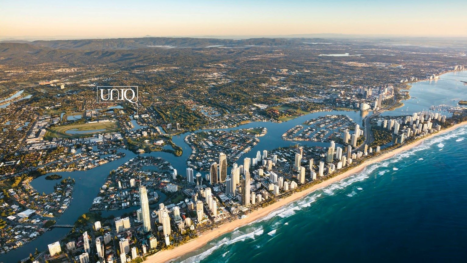 Uniq Estate - Bund Aerial