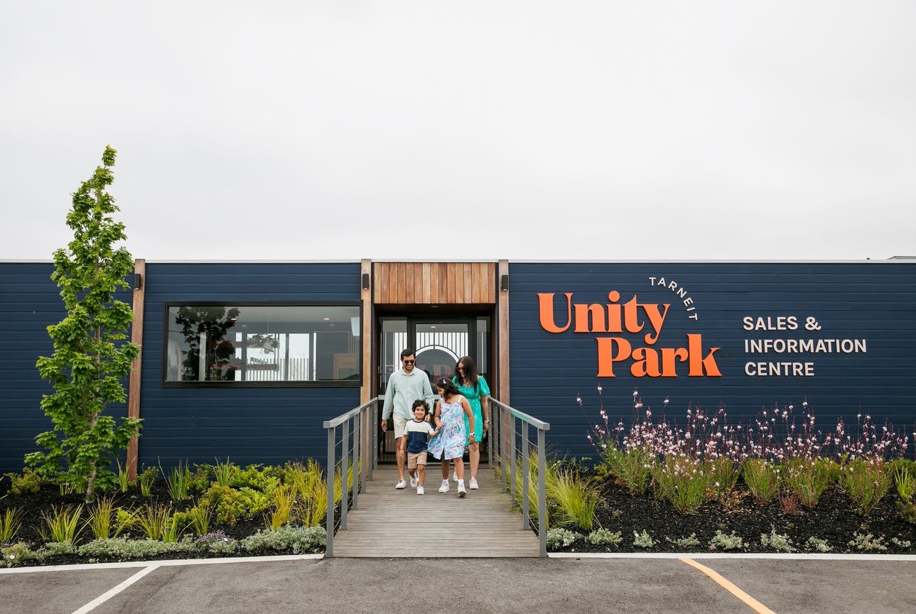 Unity Park Estate - Tarn Lifestyle