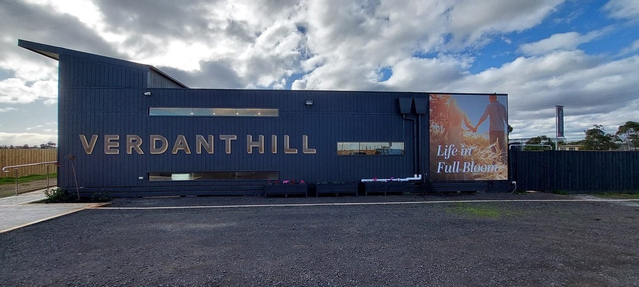 Verdant Hill Estate - Tarnei External