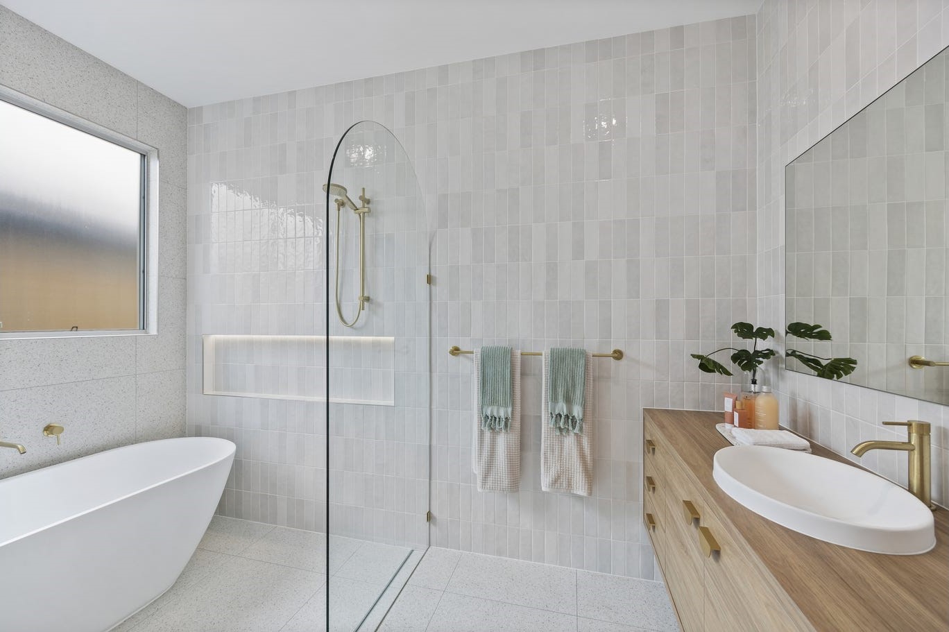 Village Green Estate - Palmview Bathroom