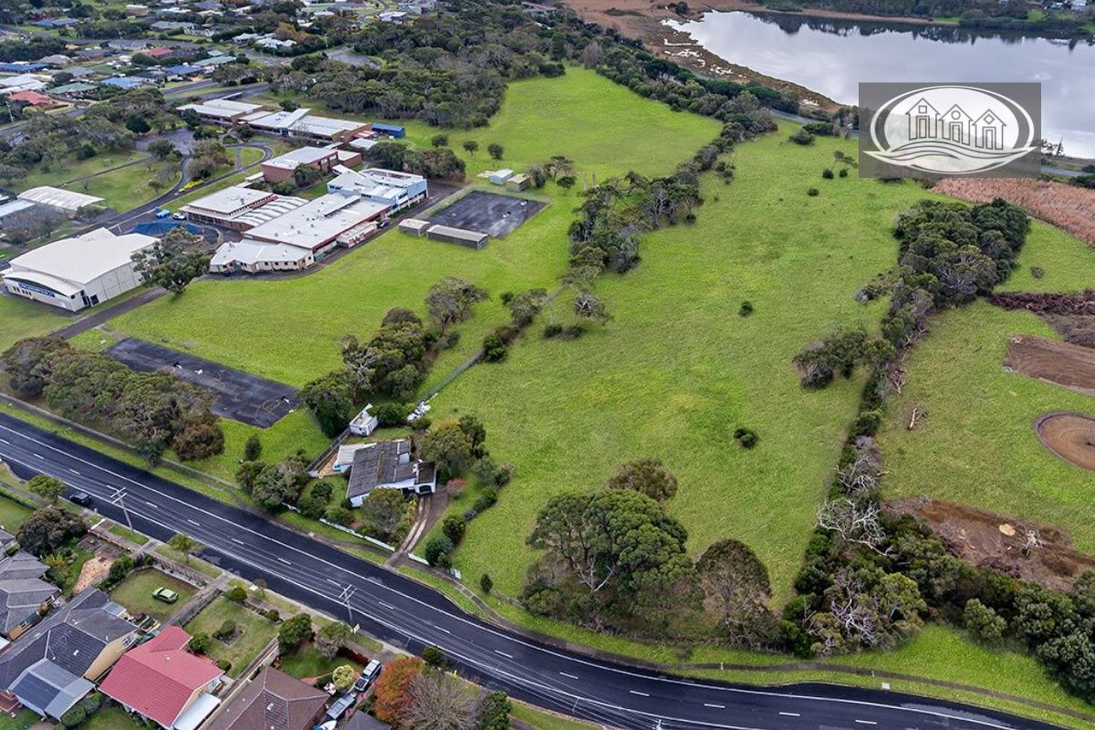 Windsor Court Estate - Portland Aerial