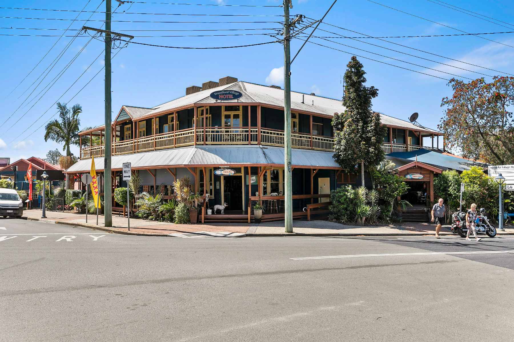 Woodford Grove Estate - Woodford Lifestyle 2