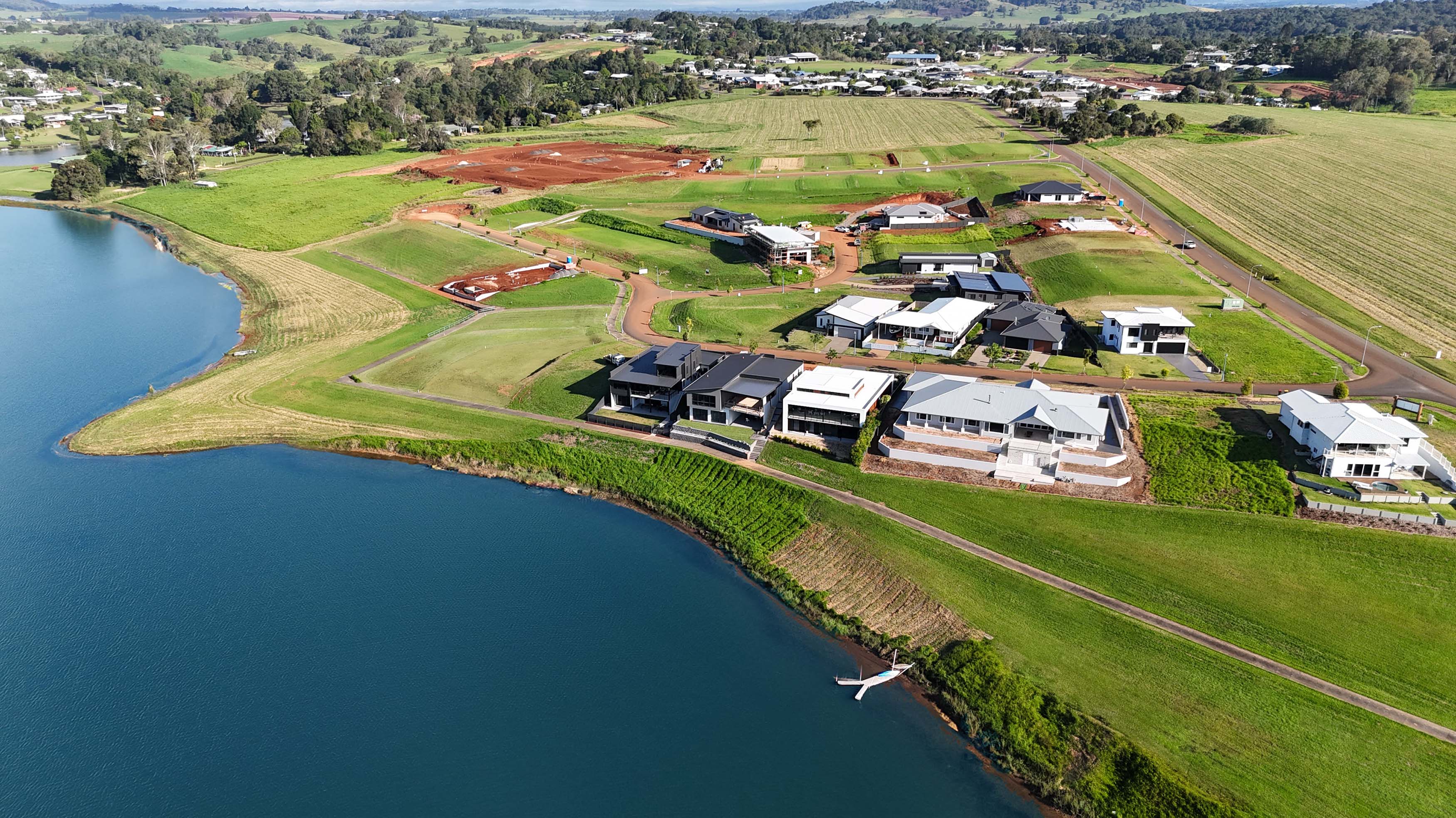 Yungaburra Waterfront Estate - Yungaburra 