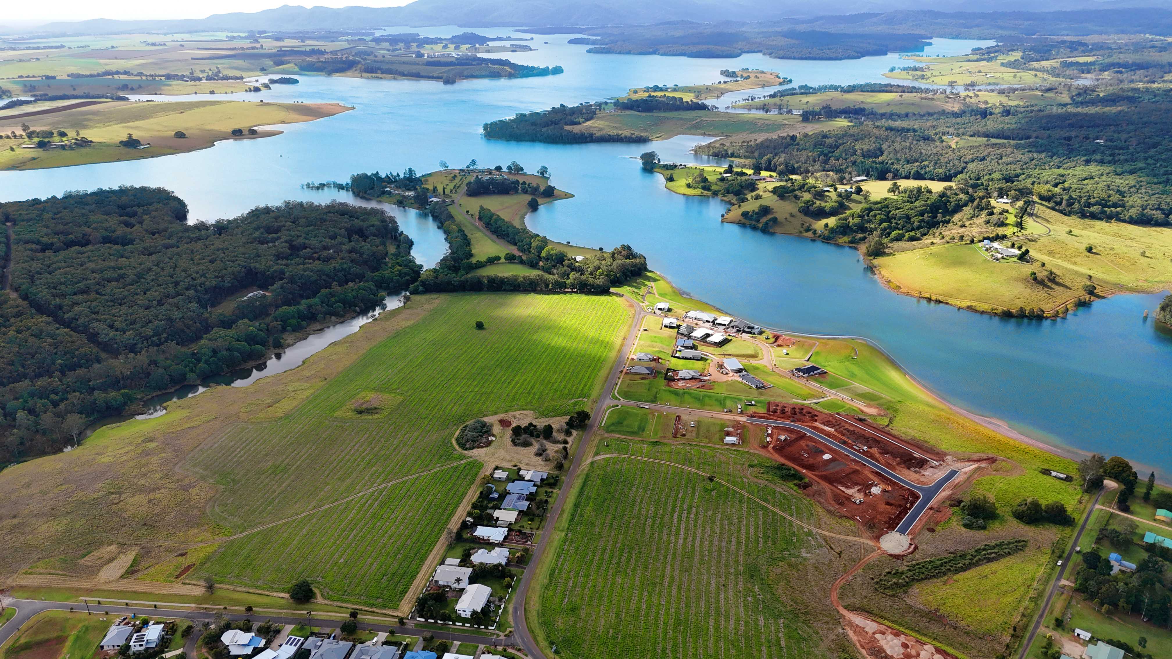 Yungaburra Waterfront Estate - Yungaburra 