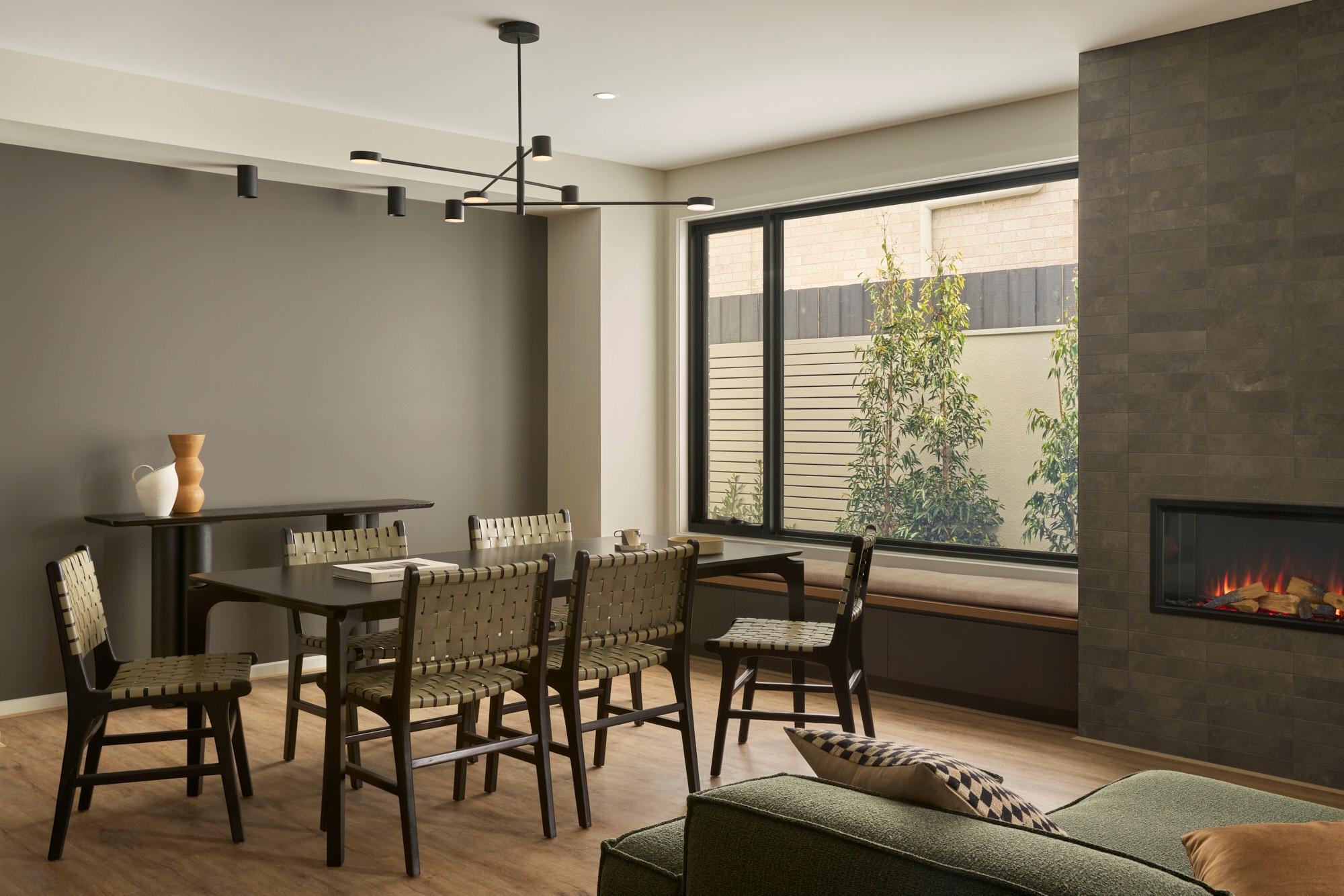 Barcelona by Boutique Homes Dining