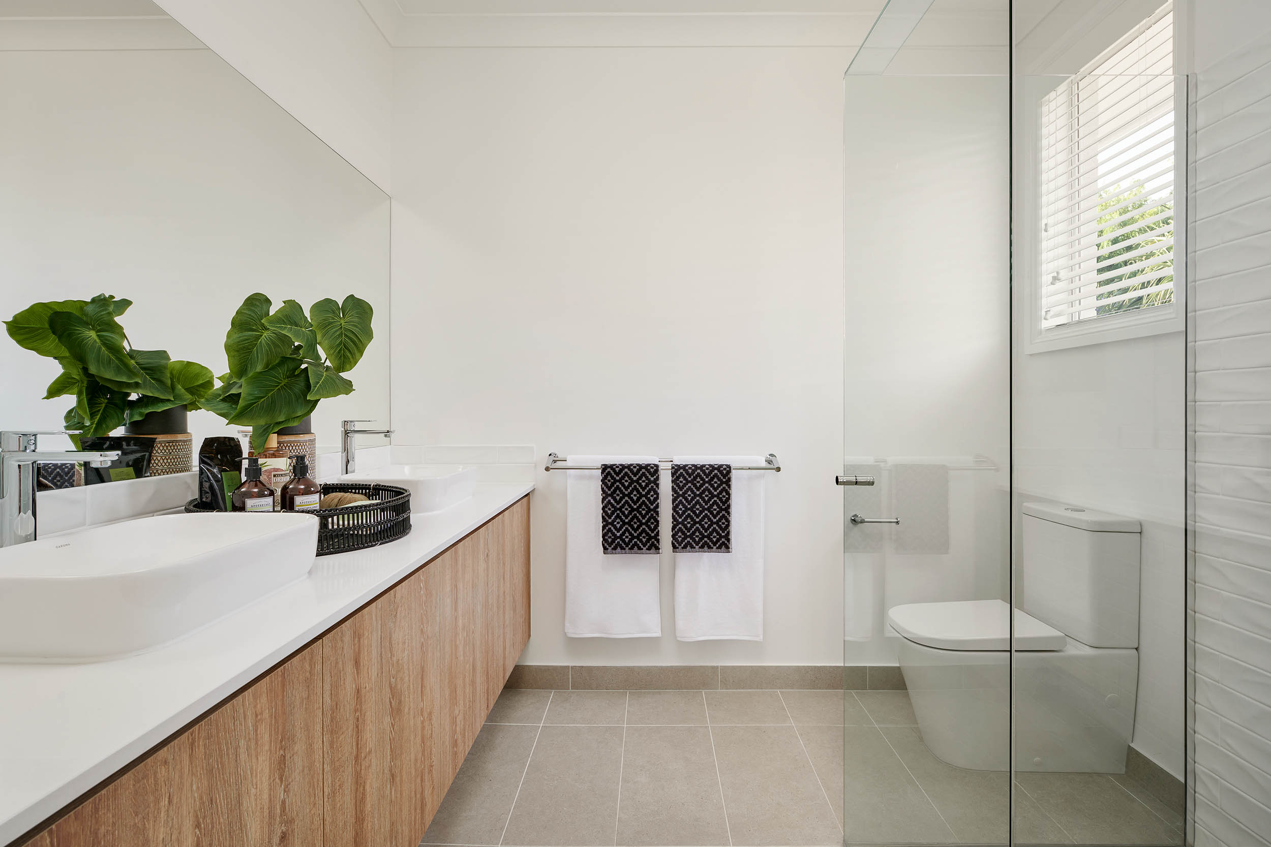 Caulfield by Orbit Homes Bathroom