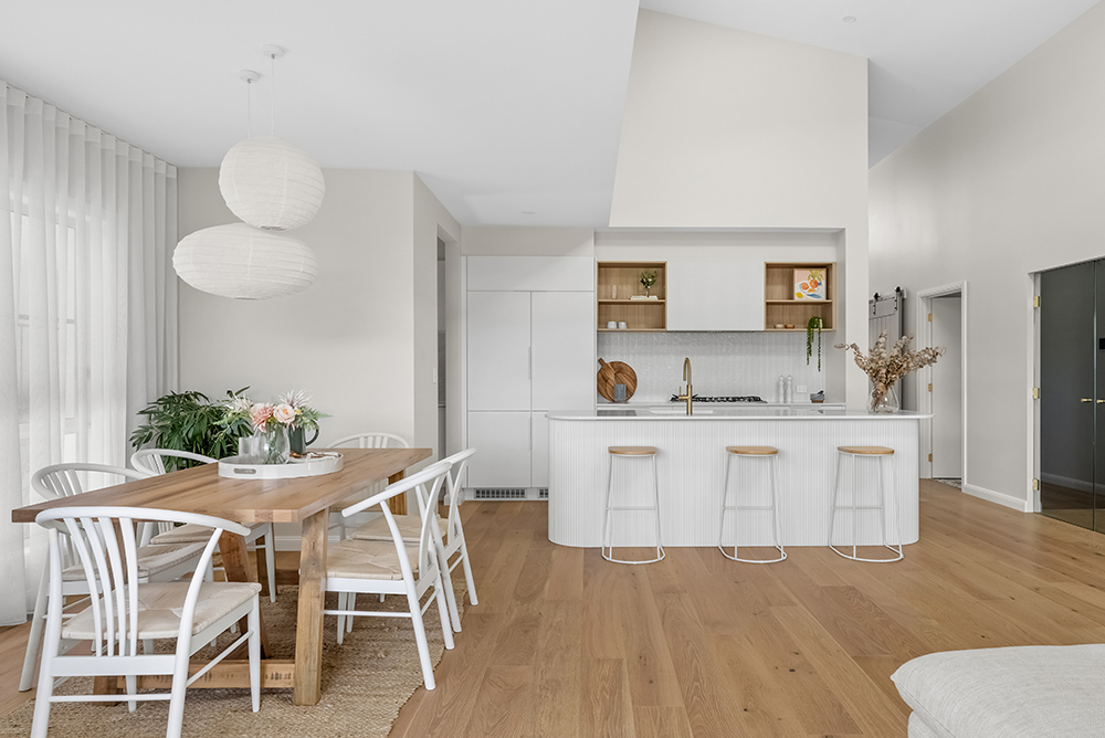 Easton by Hotondo Homes Dining