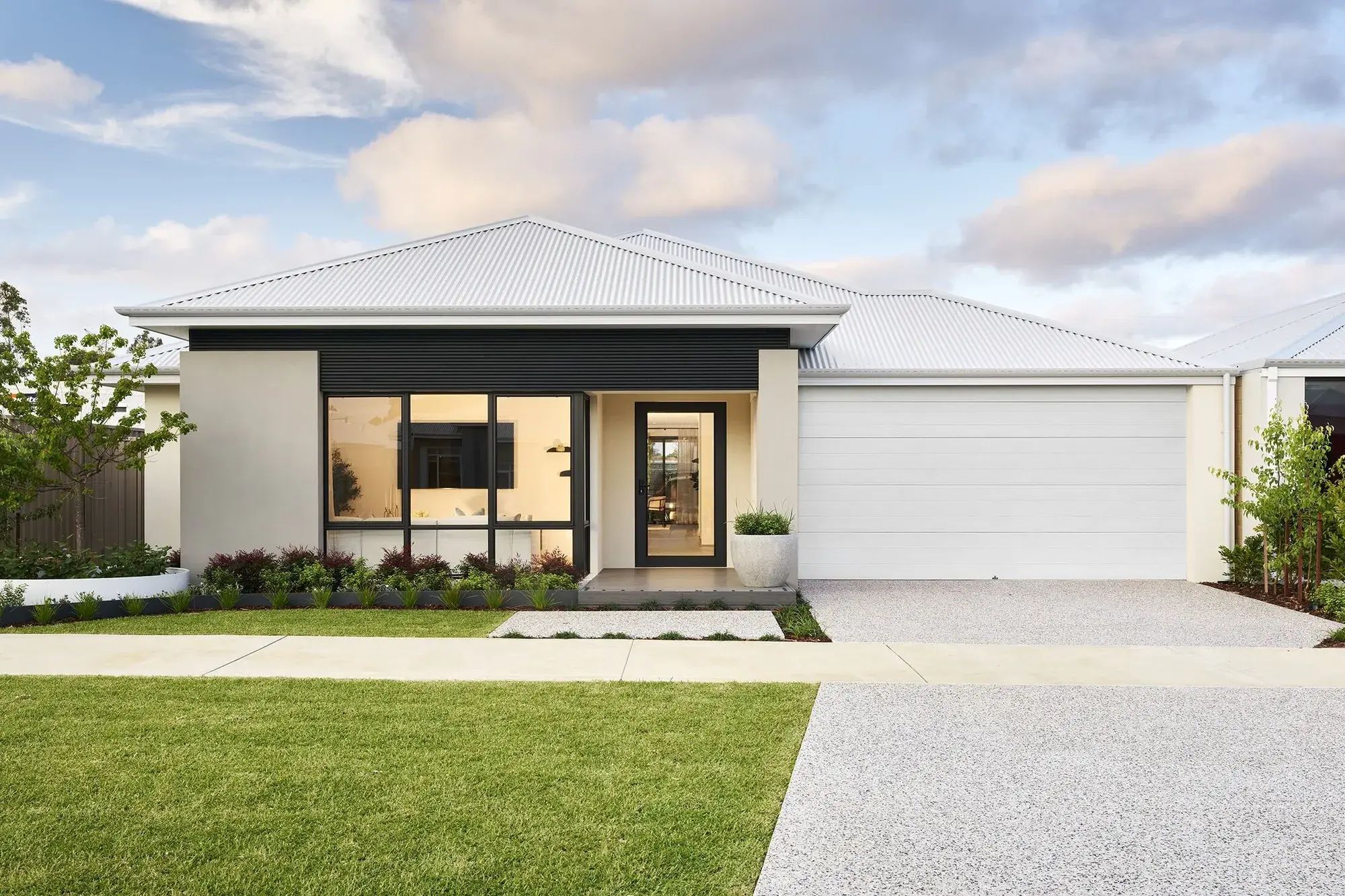 Illoura by Celebration Homes Façade