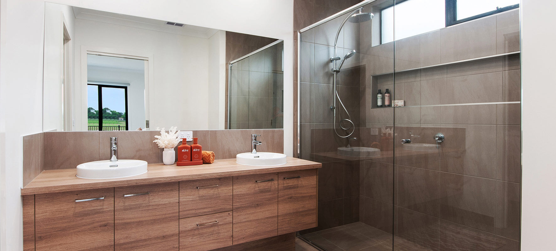 Kingston by Virtue Homes Bathroom