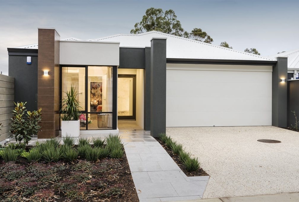Le Grand by Redink Homes Southwest Façade