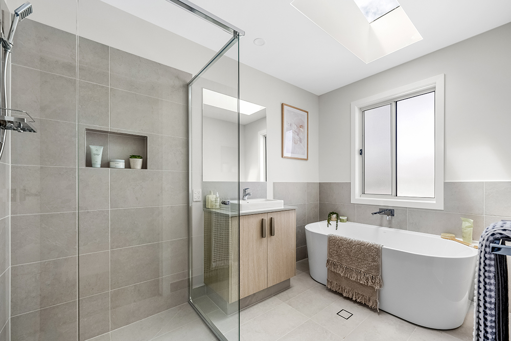 Lorne by Hotondo Homes Bathroom