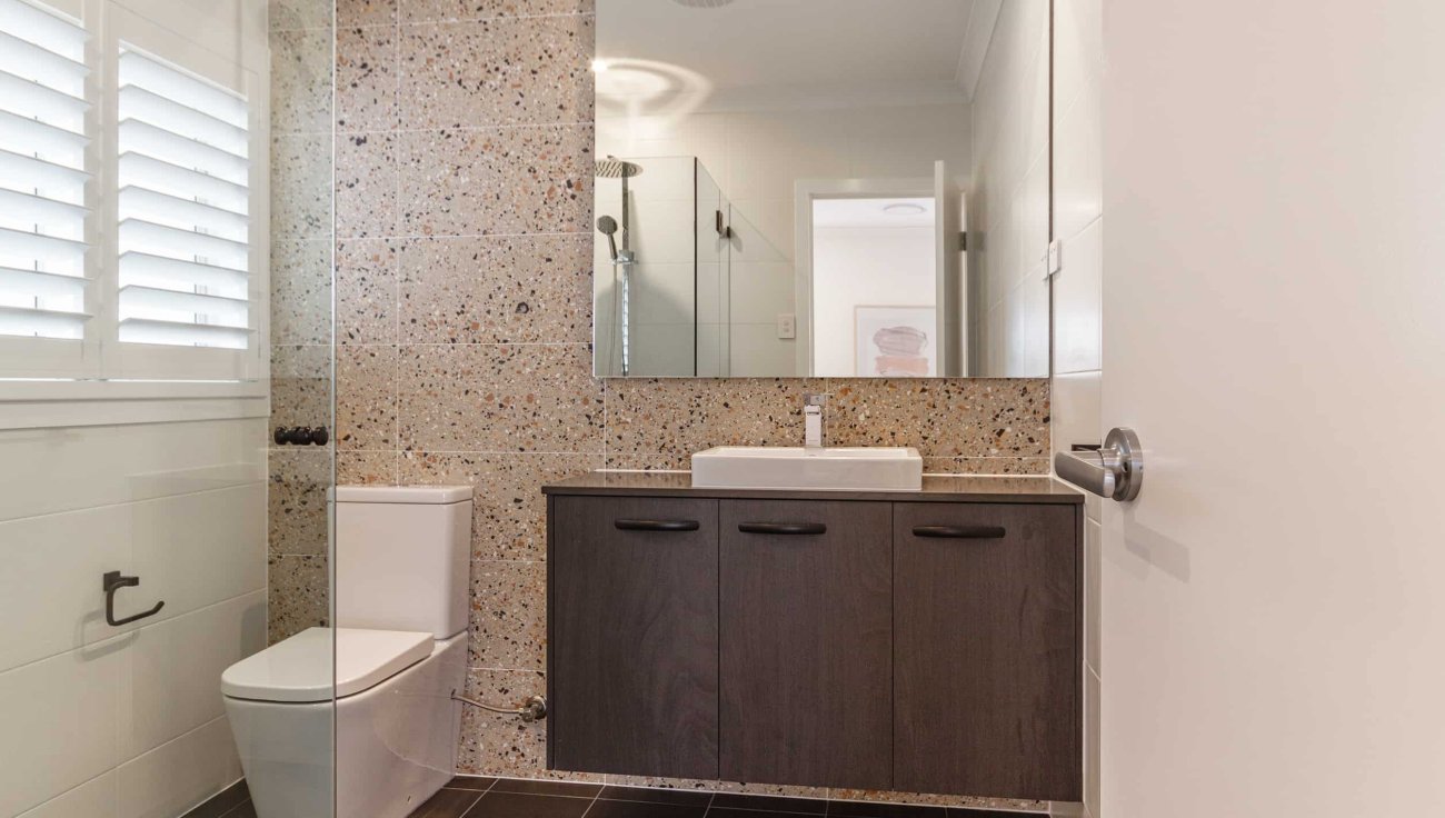 Senza by Allworth Homes Bathroom