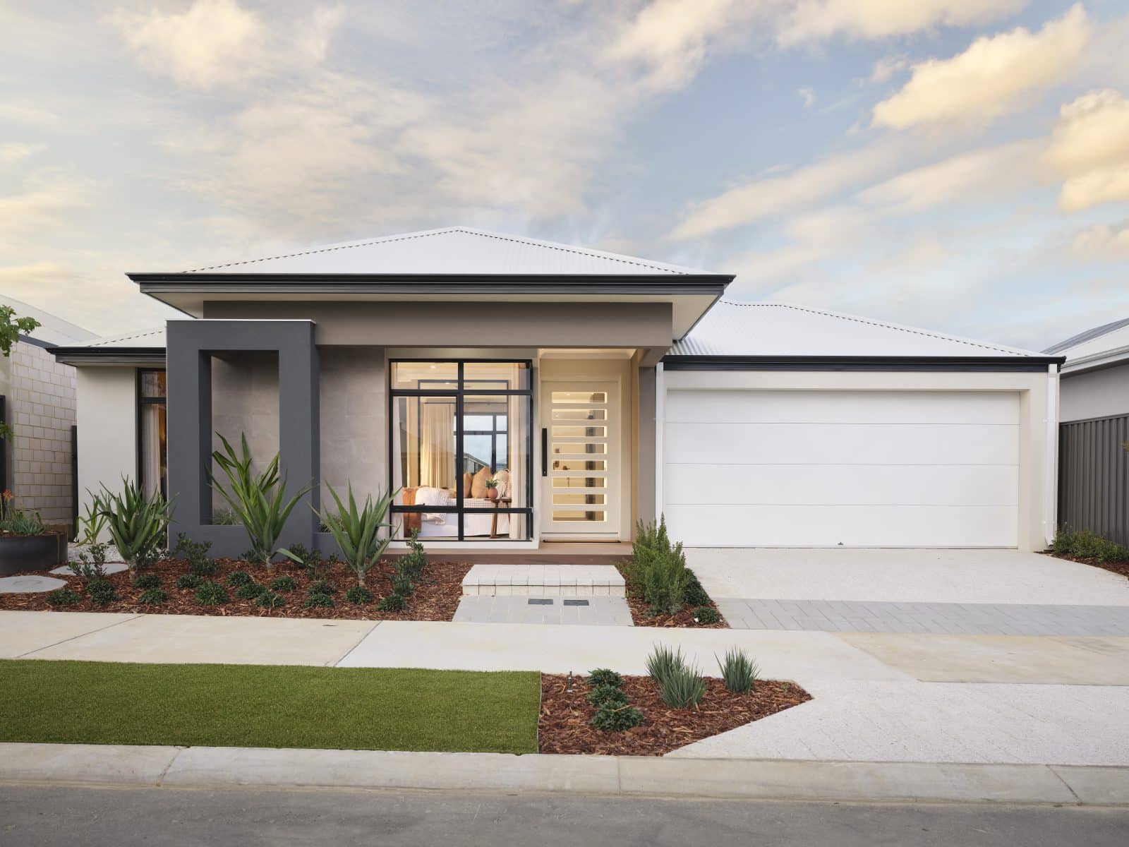 Simmons by Content Façade