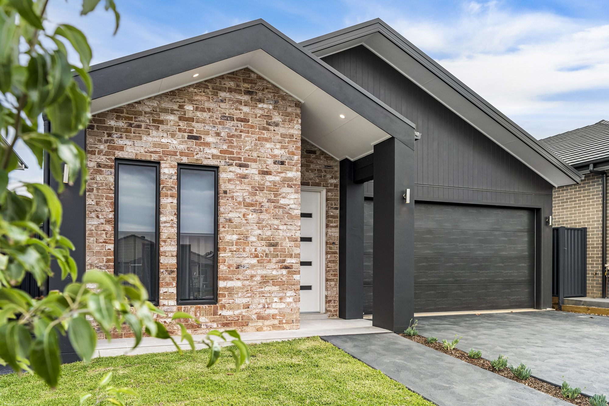 Bingara Gorge Estate - Wilton - Lot 183 Façade
