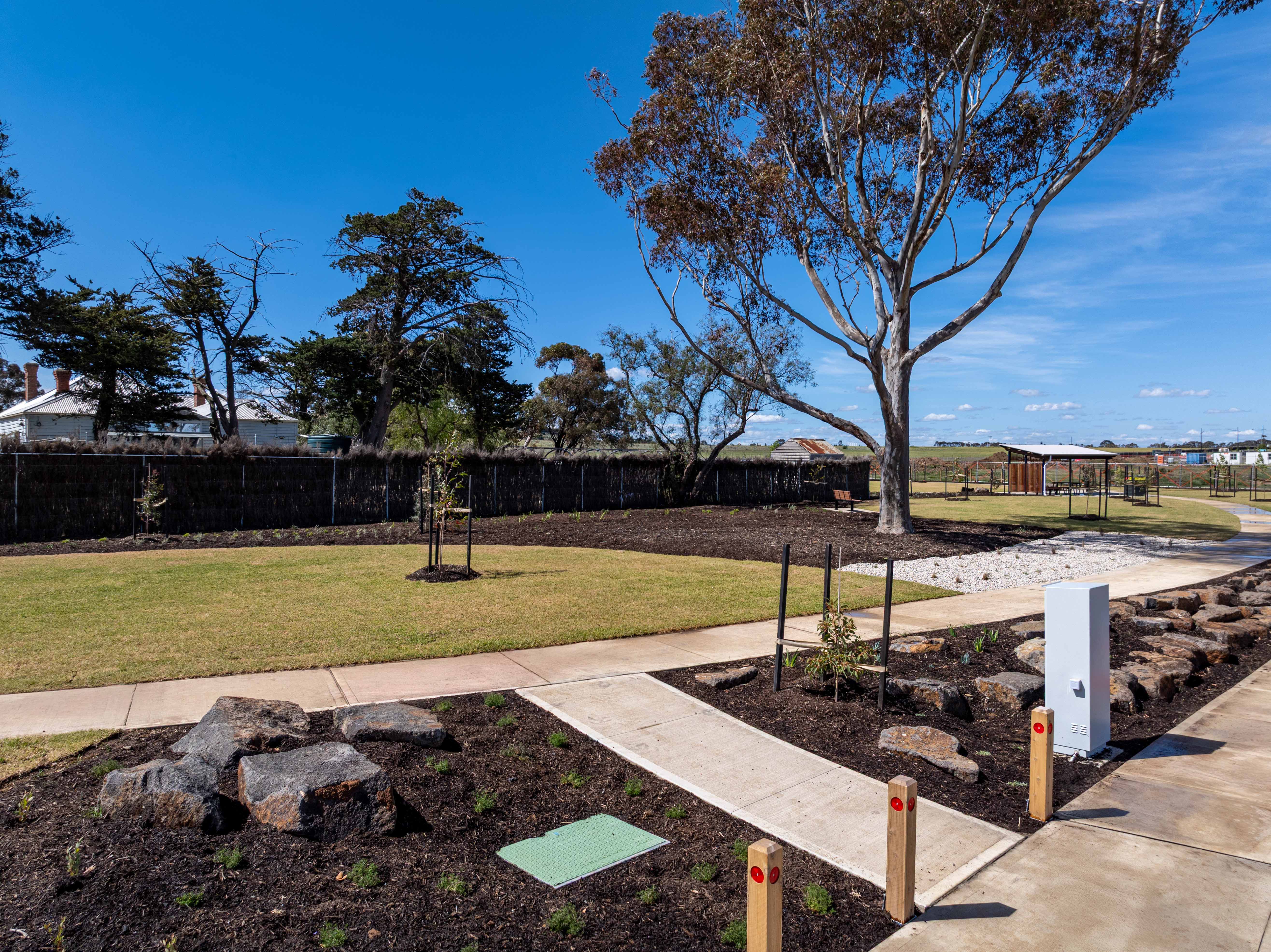 Davis Vineyard Estate - Diggers Rest - Lot 348