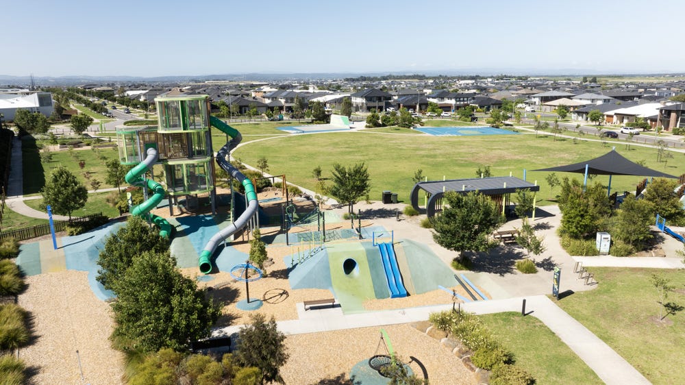 Eliston Place - Clyde - Lot 1 Playground