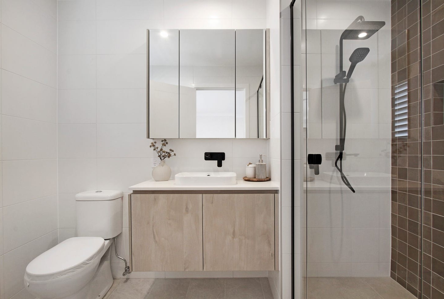 Eucalypt Grove Estate - Austral - Lot 232 Bedroom