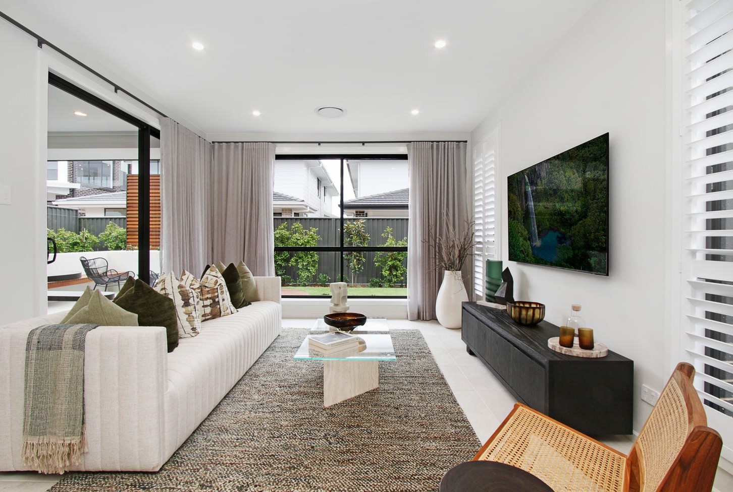 Eucalypt Grove Estate - Austral - Lot 235 Living