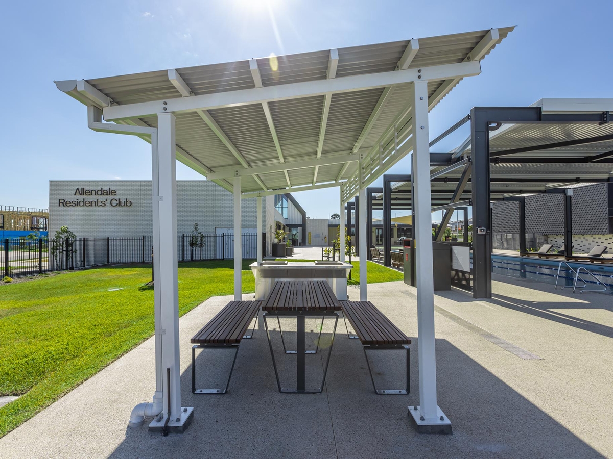 Five Farms Estate - Clyde North - Lot 729