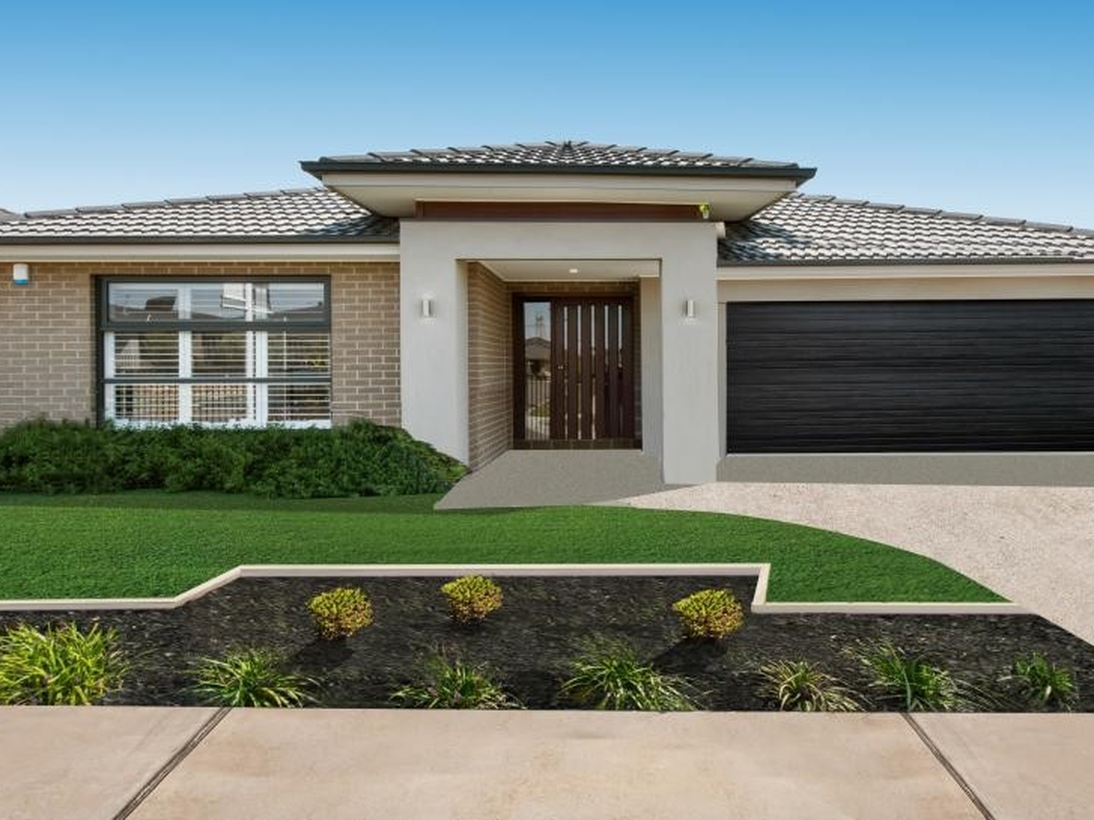 Five Farms Estate - Clyde North - Lot 729